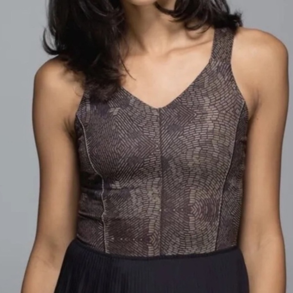 Lululemon City Tank Golden Goddess Cashew/ Black; Pleats; Size 12